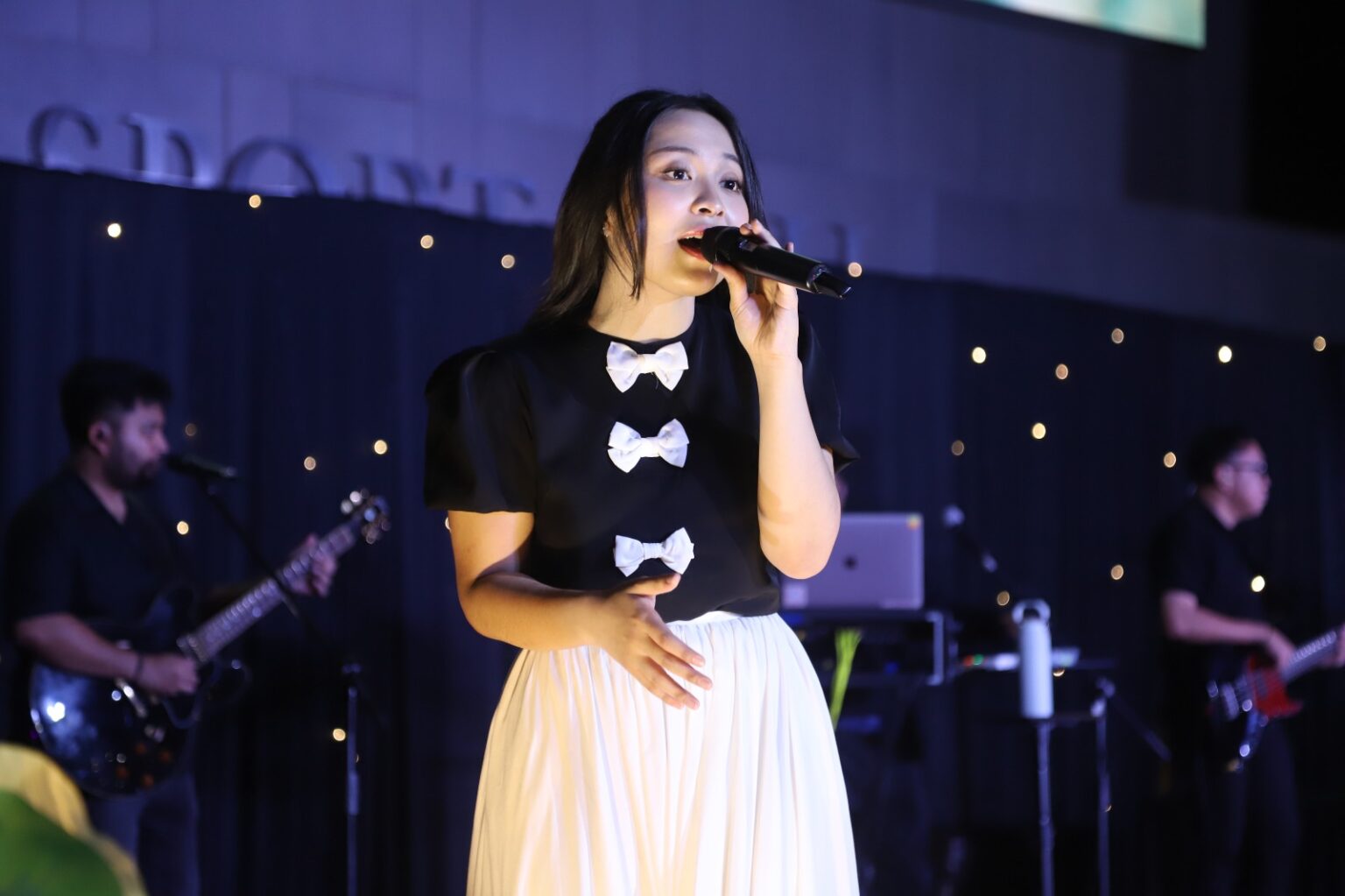 Profil Bernadya Penyanyi Multitalenta - Biodata Artis