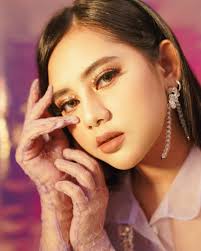 Biodata Lengkap Ziva Magnolya: Penyanyi Muda Berbakat