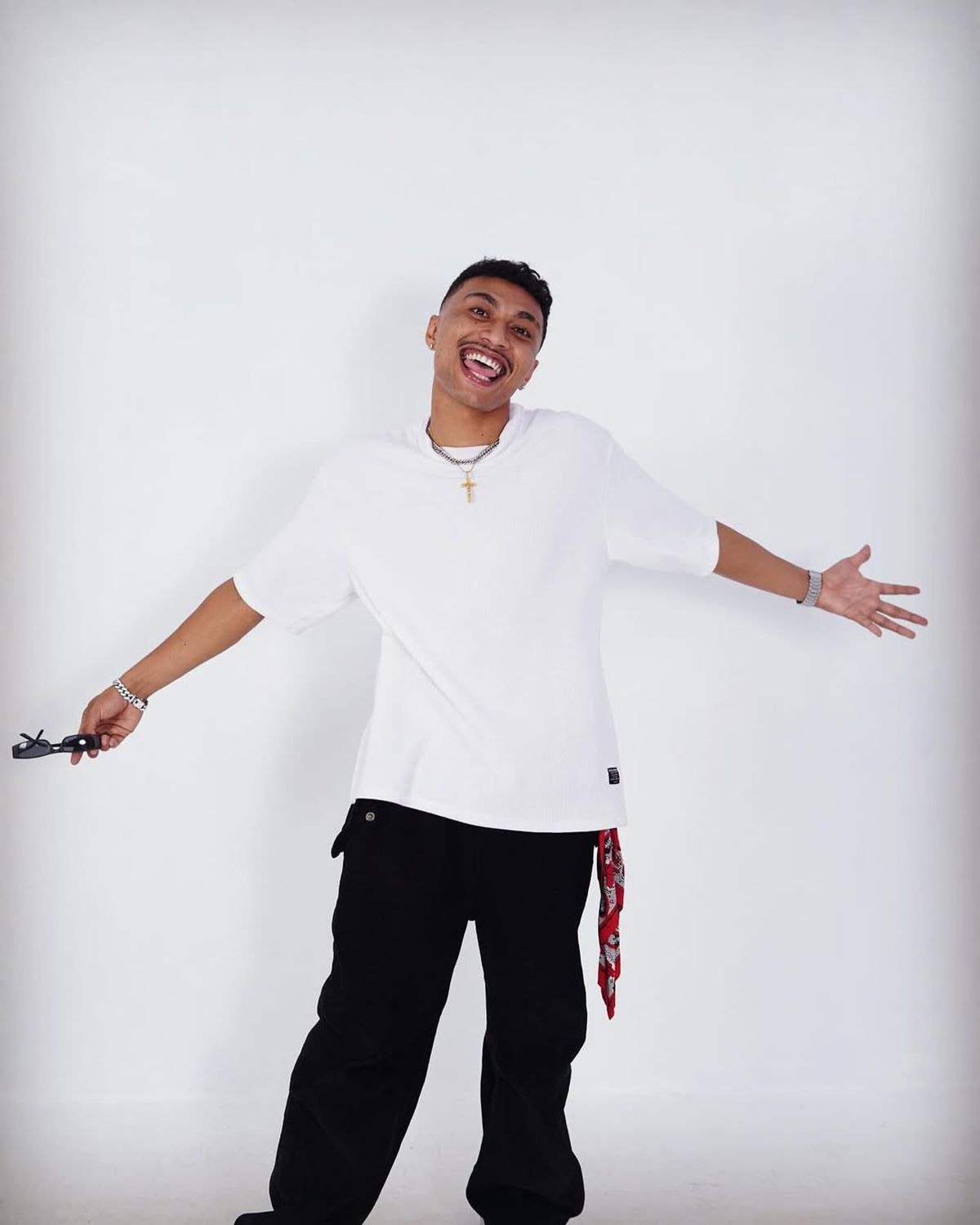 Biodata Lengkap Juan Reza : Perjalanan Musik & Fakta Menarik